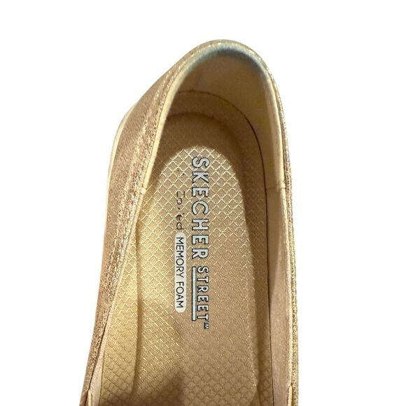 Skechers Double Up Shiny Dancer Slip On Sneakers  Gold 6.5 Memory Foam - Picture 14 of 15